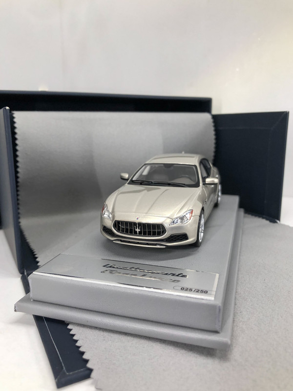 9033B563-ADE5-483F-B004-416C6BDE828D