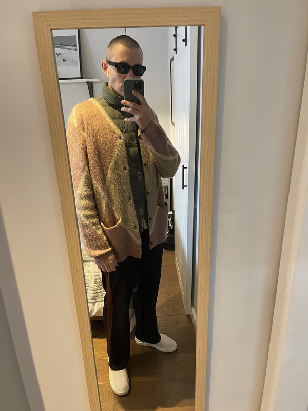 DAF5F1DA-AFD2-4780-8EC7-4DA6CC821759