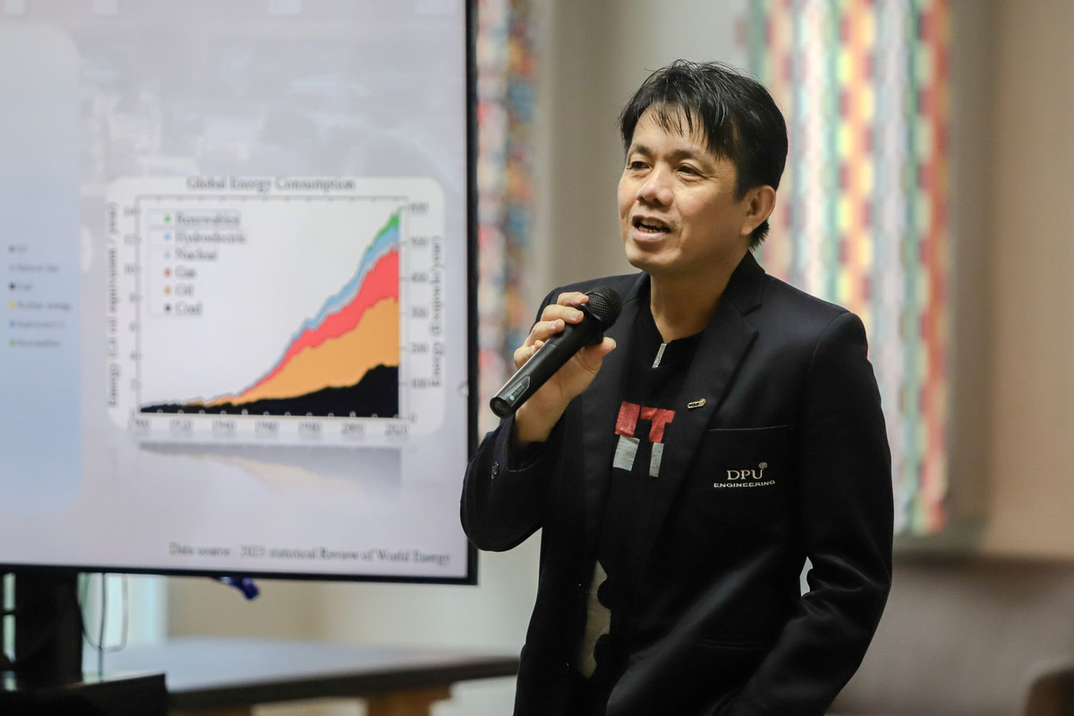 ผศ.ดร.ชัยพร เขมะภาตะพันธ์