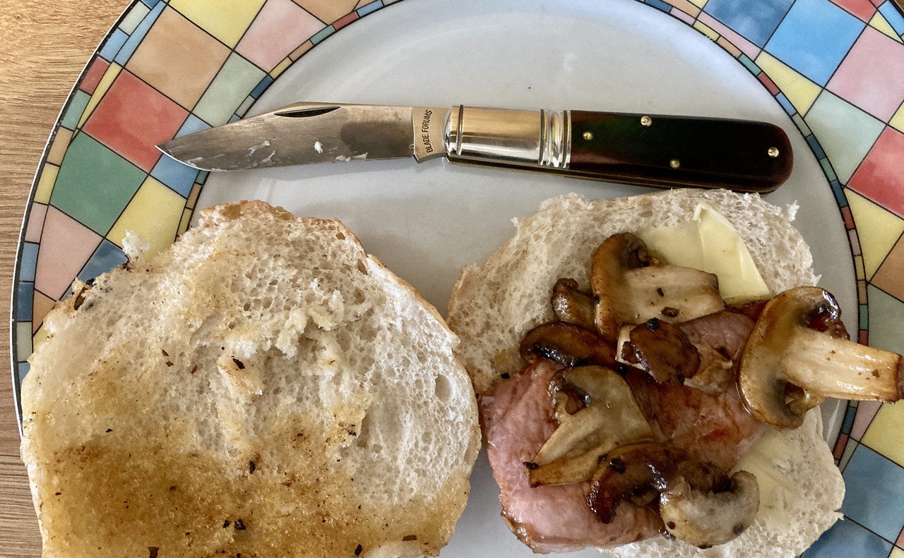 CEBA9152-0A32-4F1A-9AF9-9413B7CA68F8