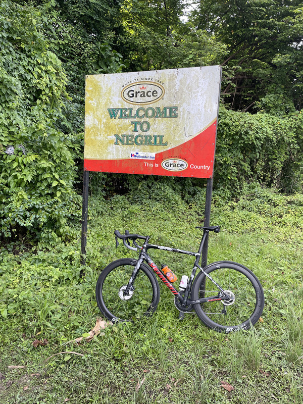 F943E040-9D62-4209-B5FC-AF14302B9A68