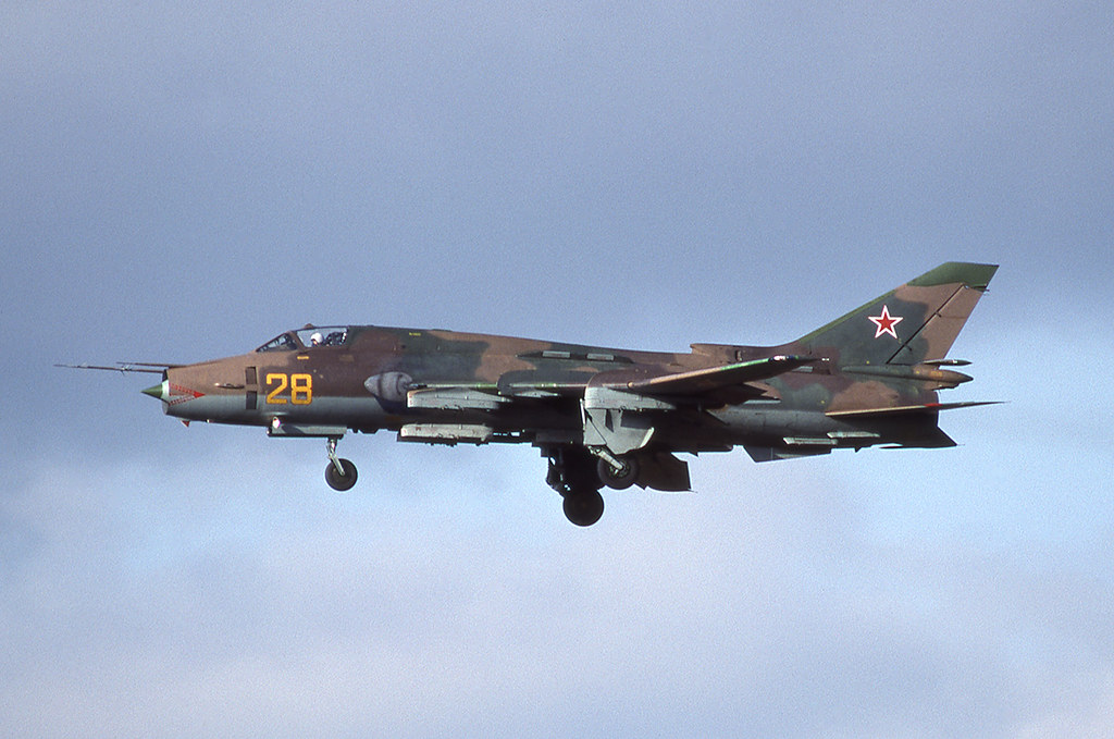 20 GvAPIB Su-17M4 28 yellow_10804 [Gross-Dölln 3.93]