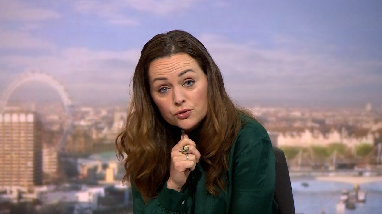 03.12 - 06.00.00 - BBC World News. International news from the Britis....ts_snapshot_15.43.584
