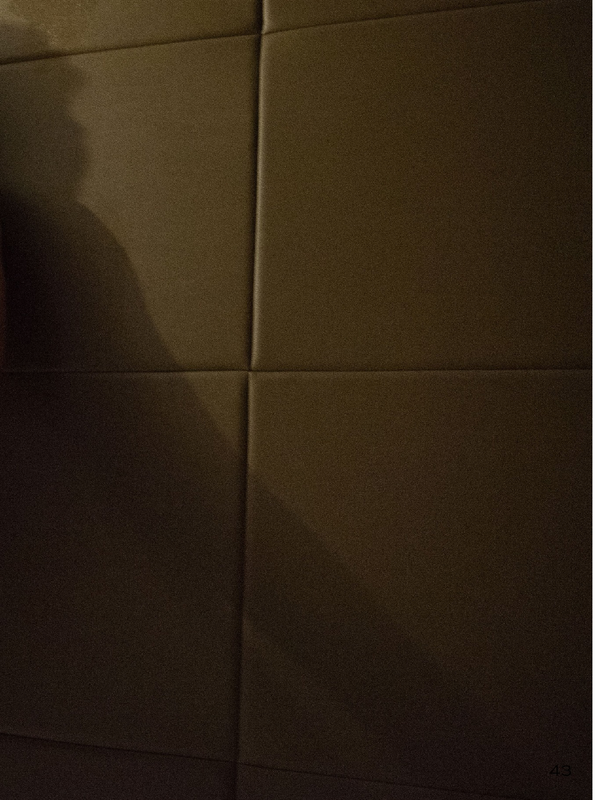 043