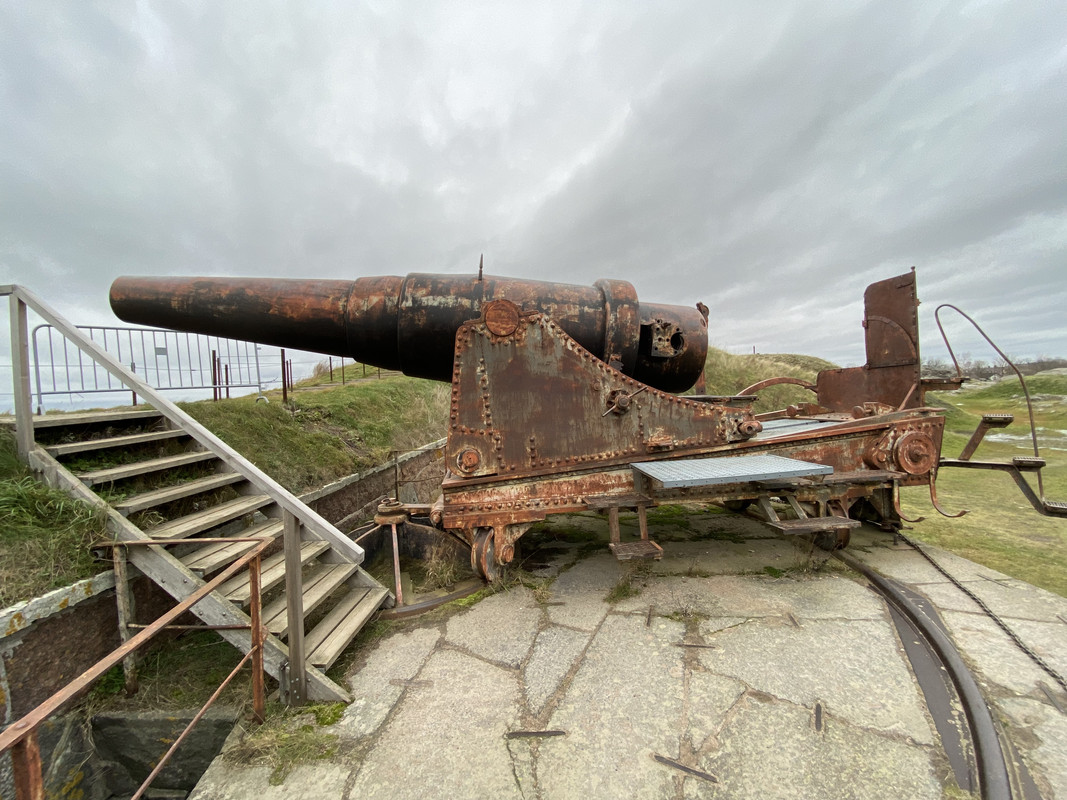 8DB6EEC5-952D-4F22-806F-EBDC00472EDF