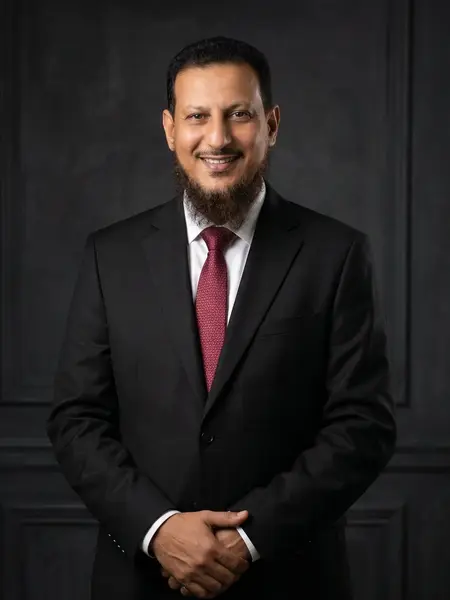 معالي وزير الدولة محافظ العاصمة عدن السيد/ عبدالرحمن شيخ