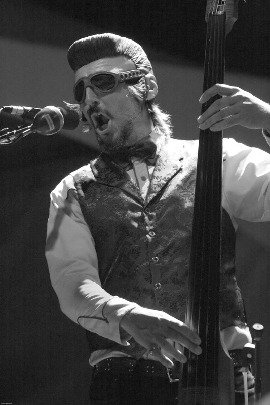 Les_Claypool_@_Bluesfest_2009
