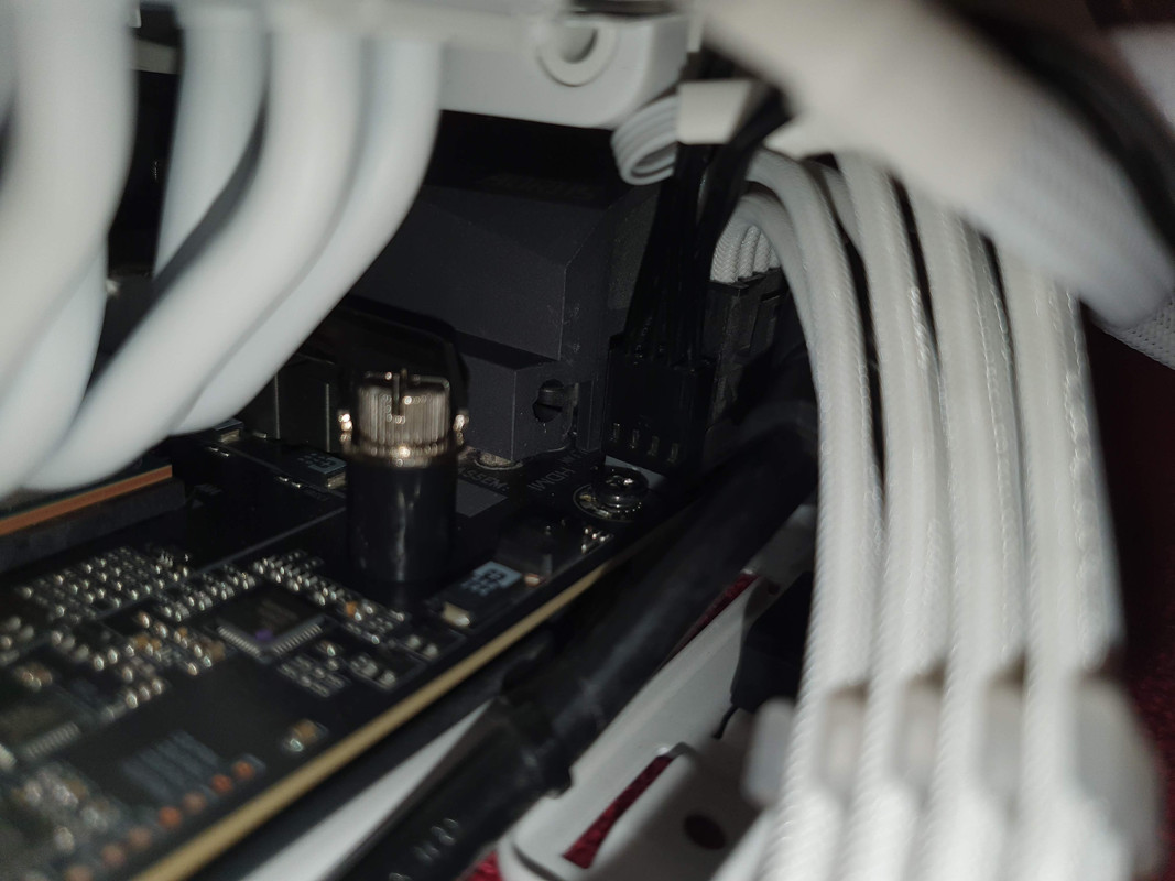 NR200P_Ultra120Ex_Aorus_B550i_CPU_Header