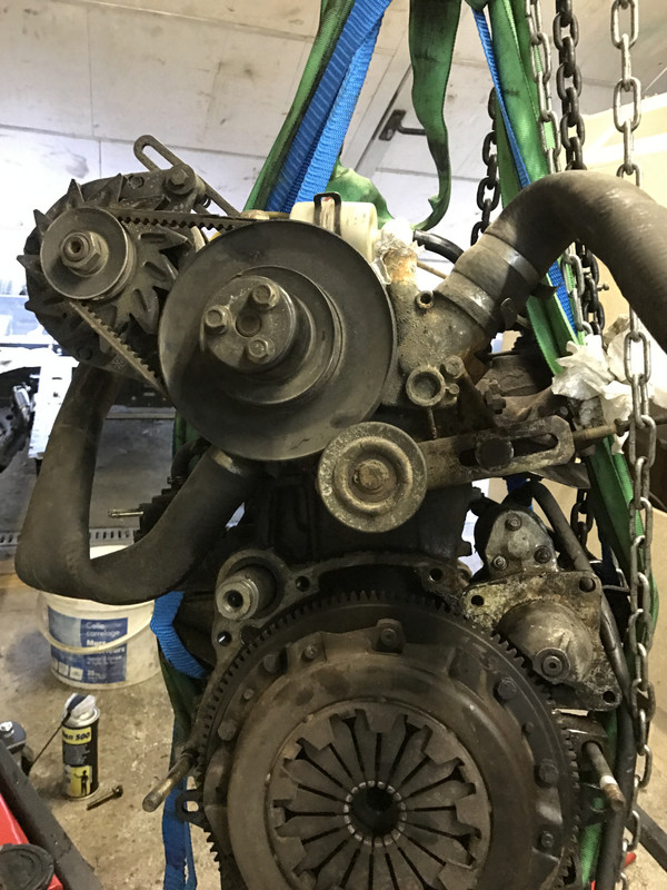 Restauration 4L (1087)