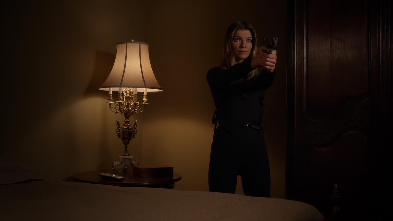 Banshee S01E03 Meet the New Boss 1080p 10bit Blu Ray AAC5 1 HEVC Vyndros mkv snapshot 01 30 2025 12