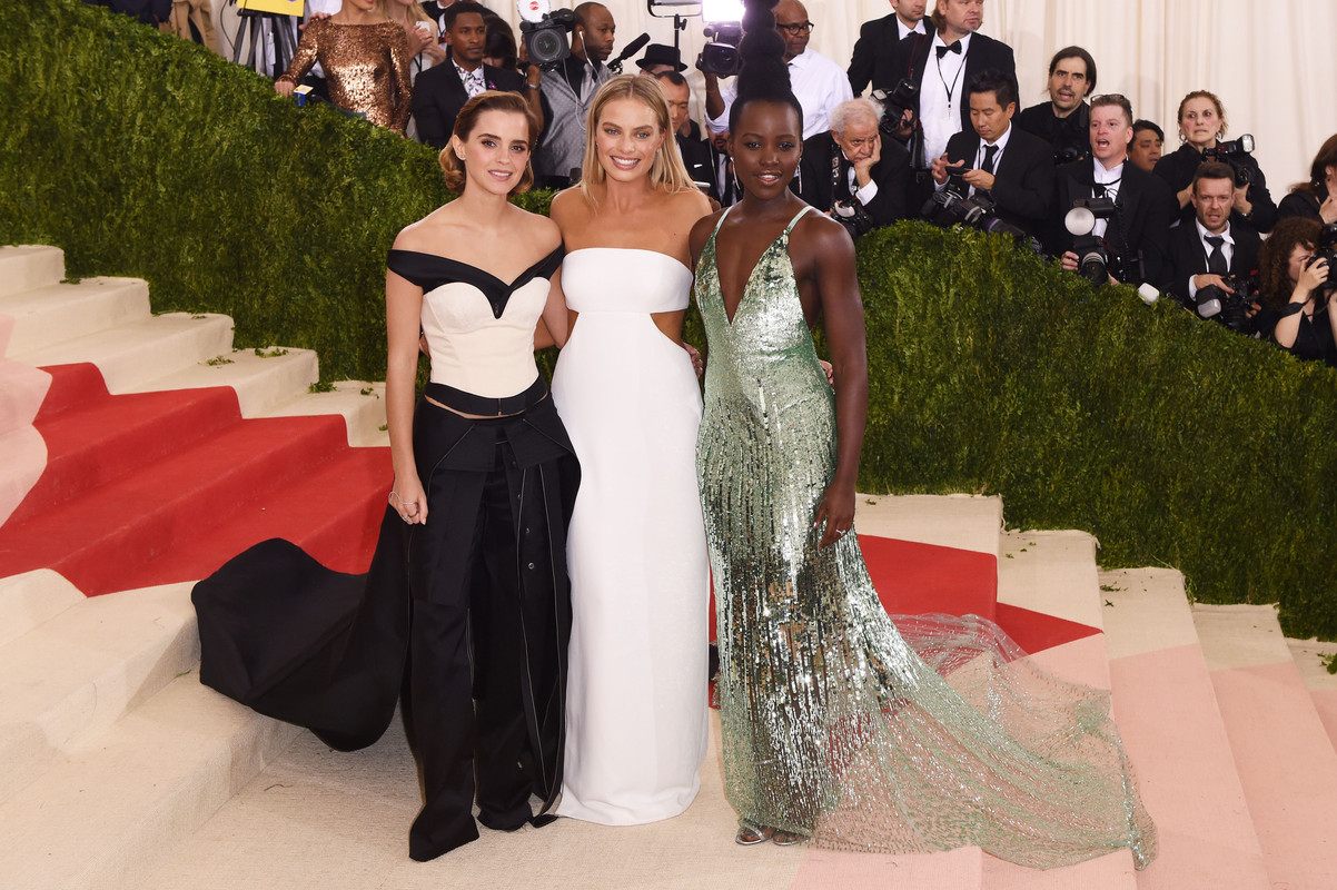 emmawatson-updates.com (346)