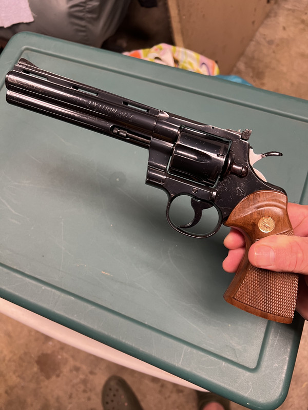 5D9DD8CF-0656-4092-BE46-EDD7DB5E317A