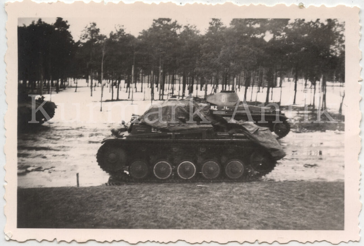 Foto Wehrmacht Panzer Regt. 10 Pz IV Strans Bunzlau Forst Lausitz Cottbus (2)