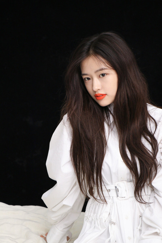 210529-Starship-Naver-Post-Yujin-s-Dazed-Magazine-Photoshoot-Behind-documents-9(1)