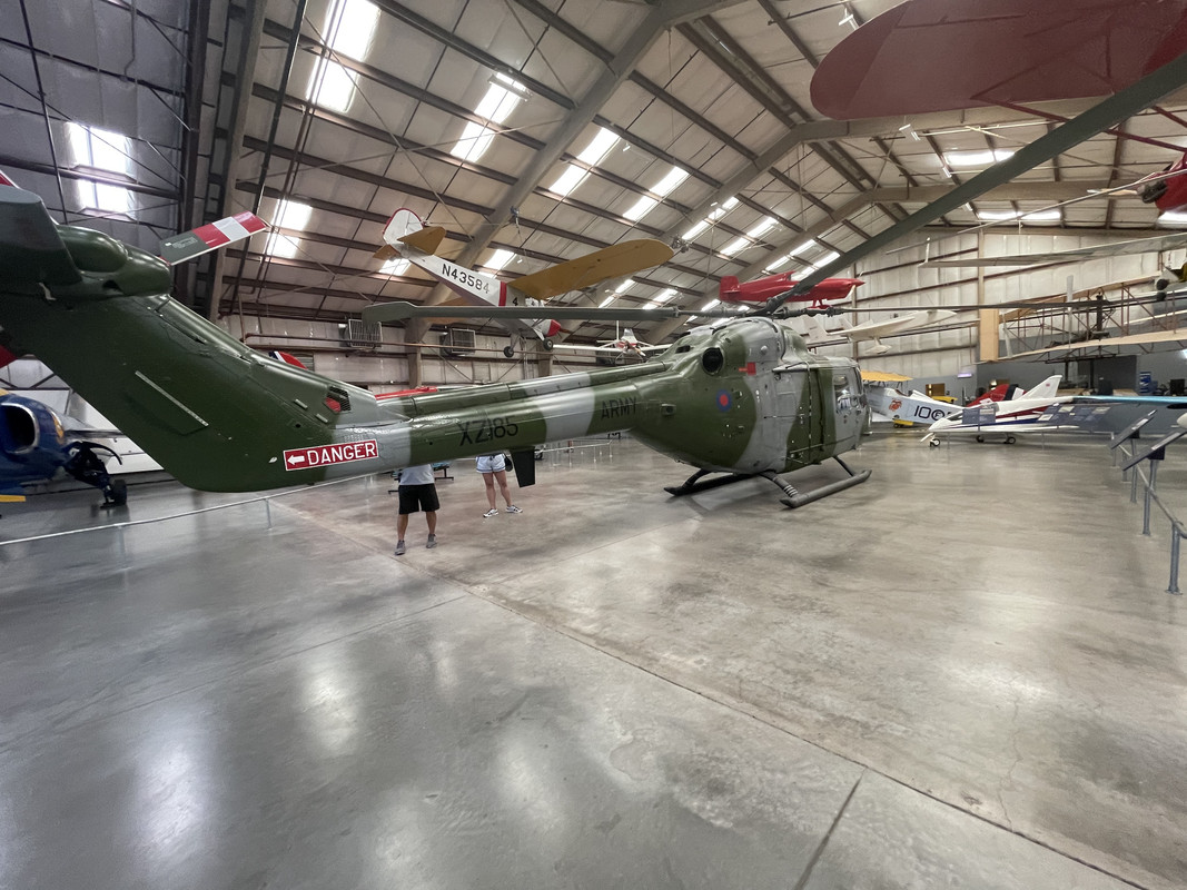 70AB4135-45BA-4B59-90BA-B855CFFD9940