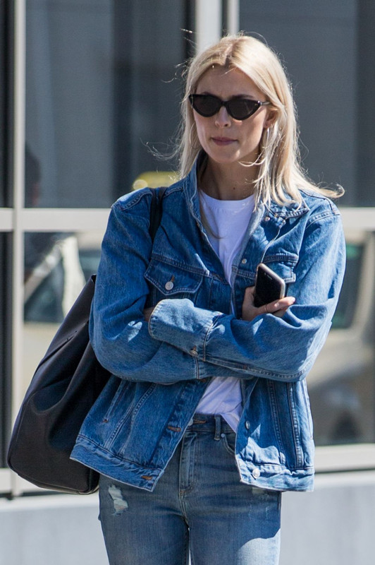 lena-gercke-in-jeans-at-berlin-tegel-airport-05-08-2018-4