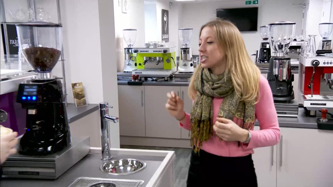 06 February - 18.00.00 - ITV News London. The latest news and we
