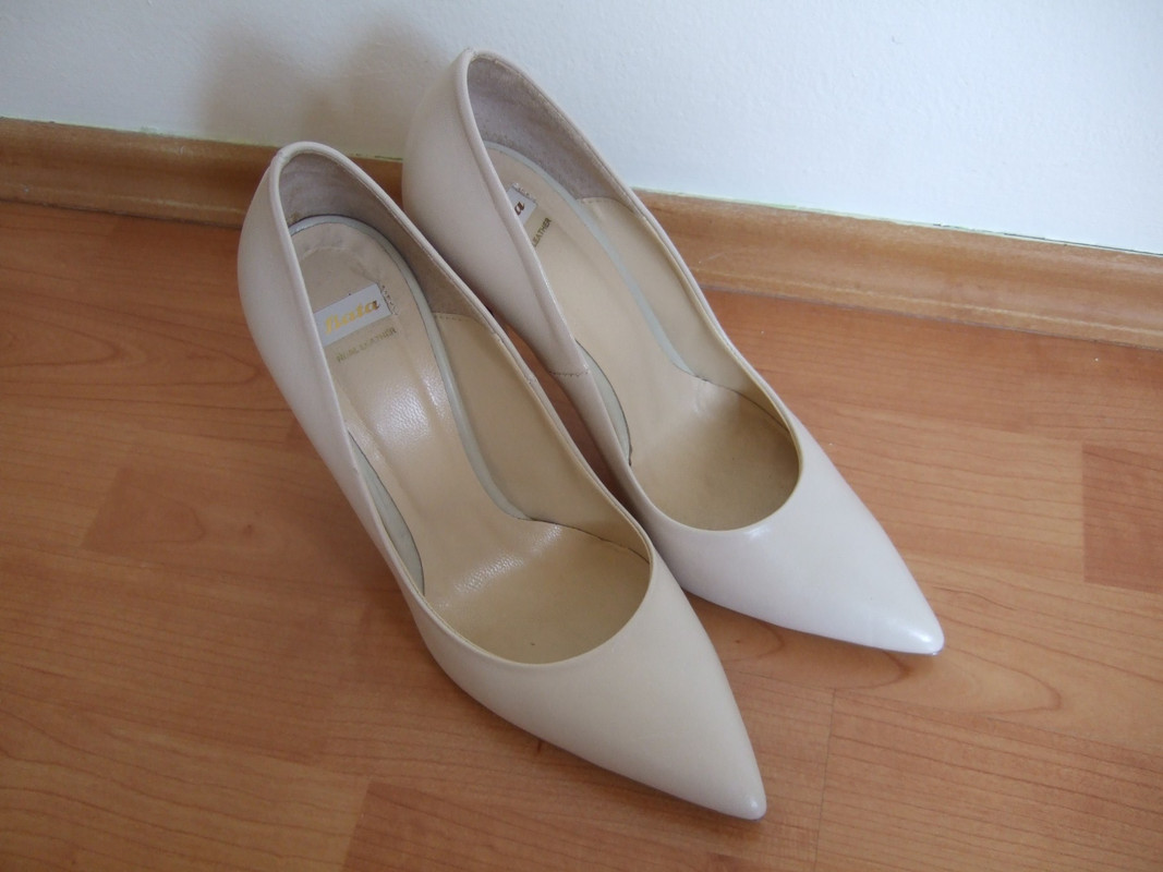 originalslika_Kozne-cipele-BATA-39-sa-kutijom-skoro-nove-1430603