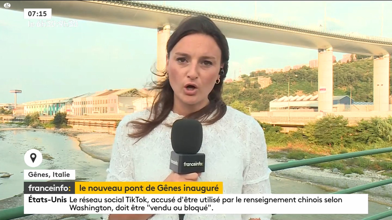 08.03 - 05.29.00 - 9h30. Entre JT, chroniques, invités et revues de p....ts_snapshot_00.52.50.771