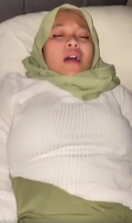 Ngewe Ukhty Kesakitan