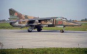 296 APIB Mig-27D 33 Red_61912551104 (2)