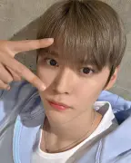 20251005_205752_copy_1728x2160