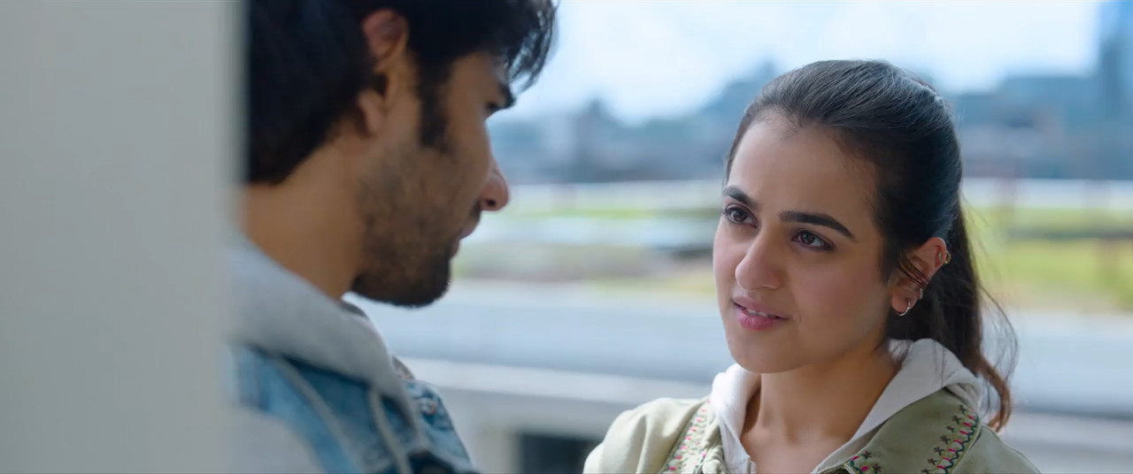 Heer Express 2025 WebRip [Hindi] 480p 720p ESub Screenshot