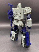 Shattered-Glass-Blaster-05