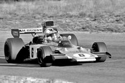 1974 South African F1 Championship - Page 2 7406-Ian-Scheckter-1974-Natal-Winter-Trophy-driving-his-Lotus-72-E-Cosworth-at-Roy-Hesketh