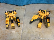 Studio-Series-SS-69-Devastator-31