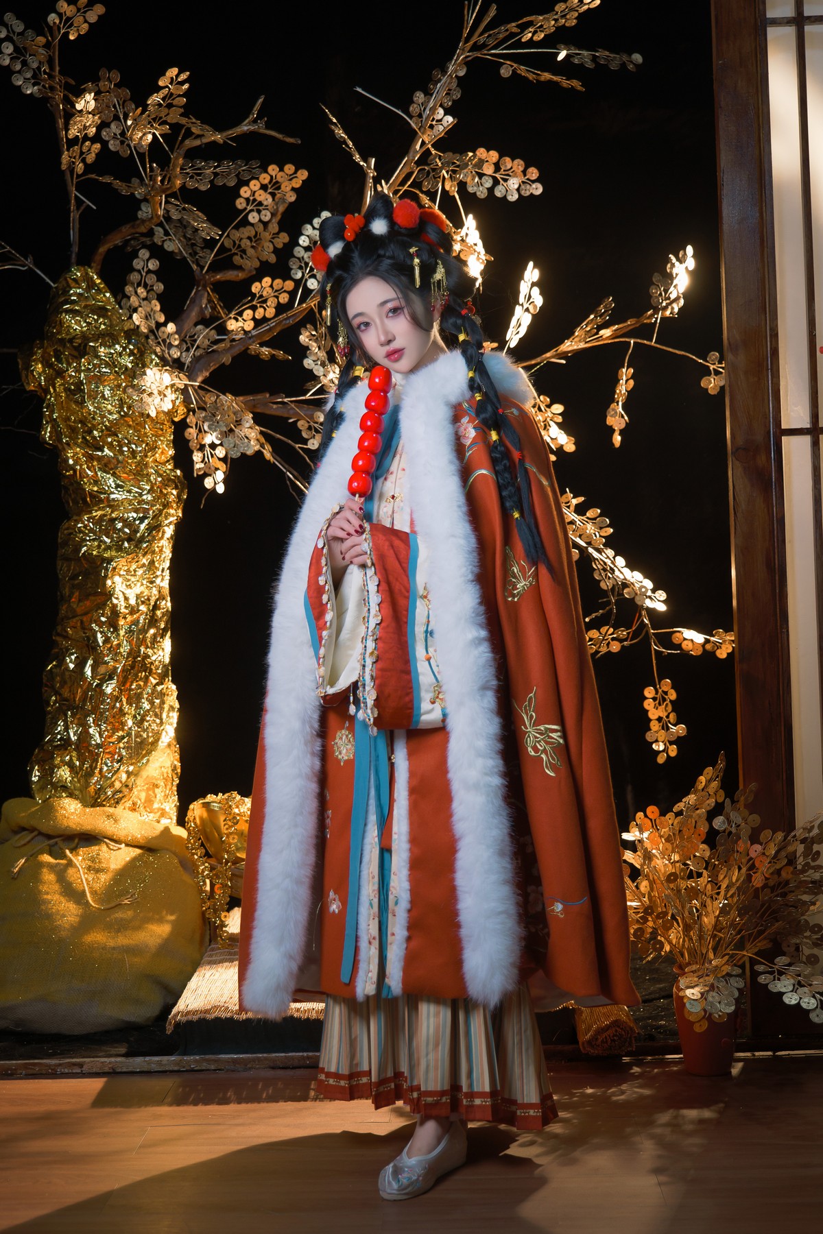 年年nnian 金蛇贺岁新年写真 生肖主题图集插图1