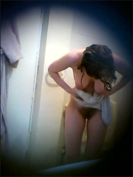 [Image: Voyeur11415081318.jpg]