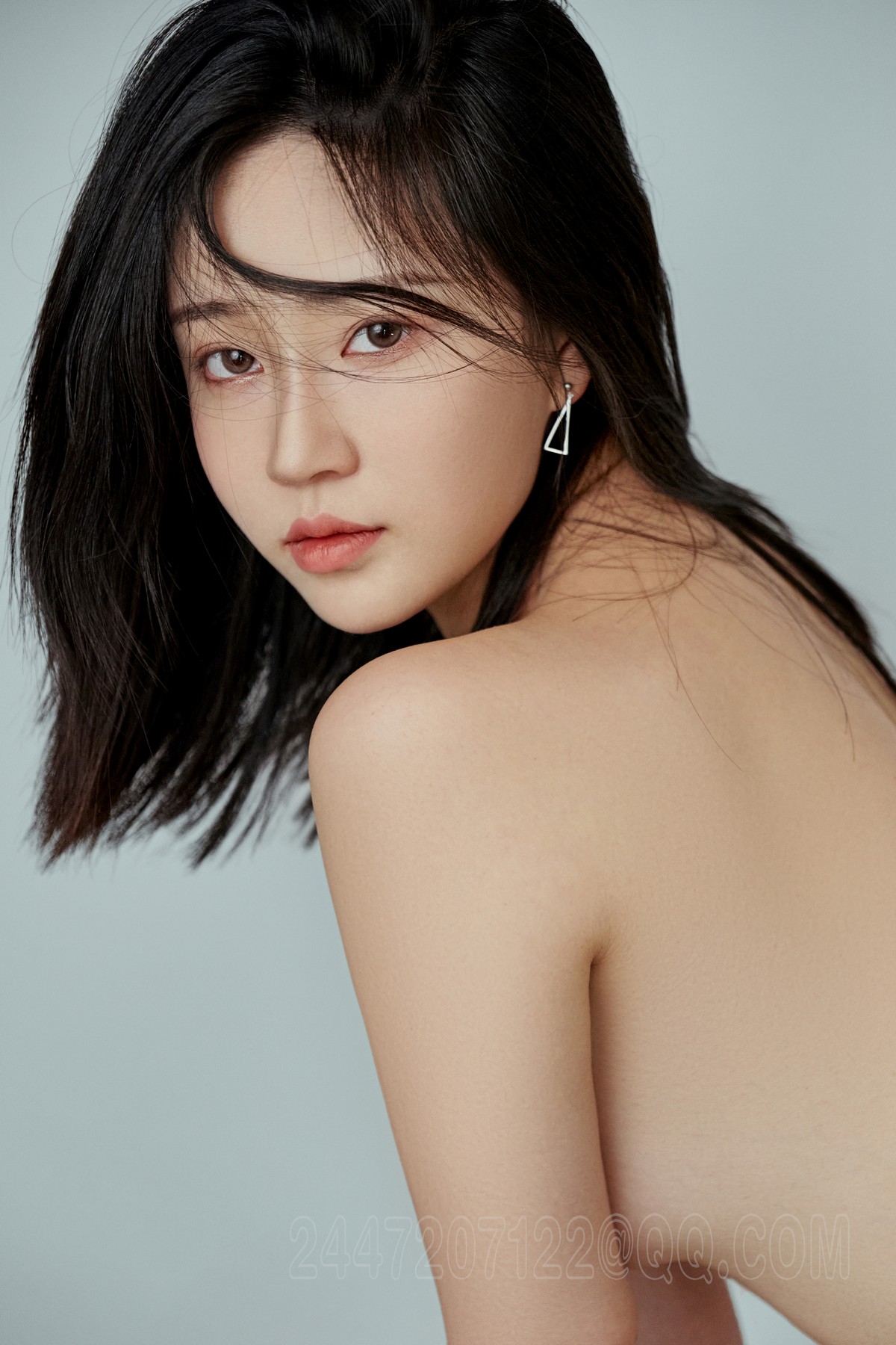 年年nnian 杂志风写真Vol.1 时尚大片风图集插图6