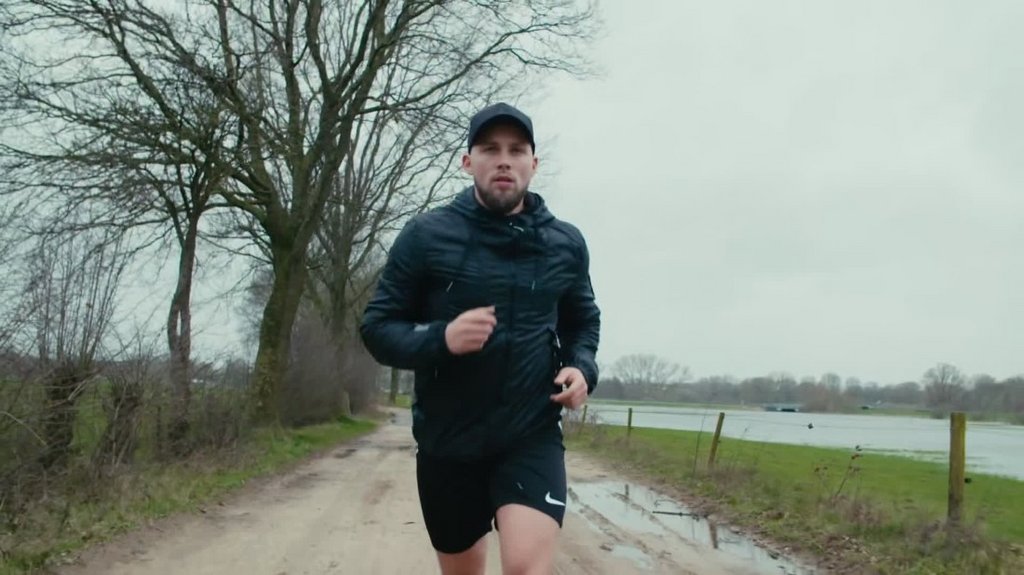 [Image: ki40a53rfqiv.jpg]