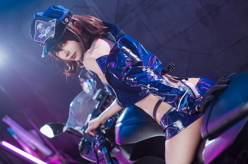 艾西Aiwest 碧蓝航线巴尔的摩&信浓赛车女郎Cosplay写真图集 双人高清图集 47P (200.7M)插图8