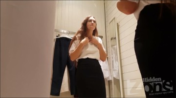 [Image: Voyeur54835121909.jpg]