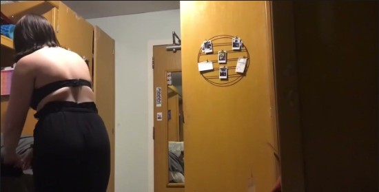[Image: Voyeur18495082812.jpg]