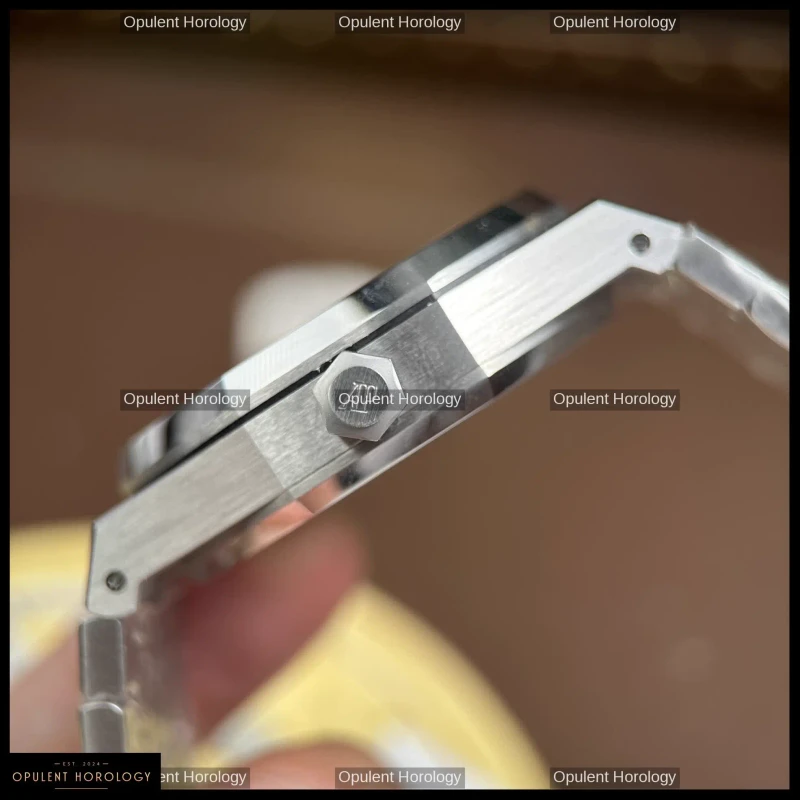 Audemars Piguet Royal Oak Selfwinding Flying Tourbillon 26730BC Green Baguette 41mm