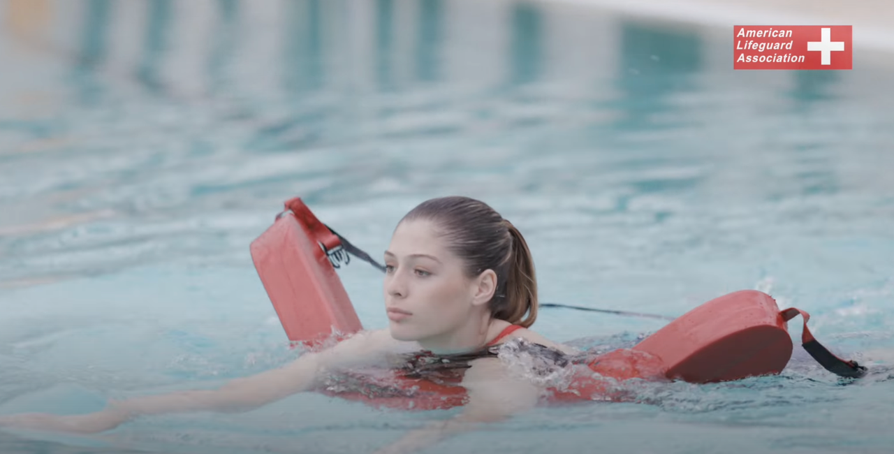 The Comprehensive Role of a Lifeguard Instructor