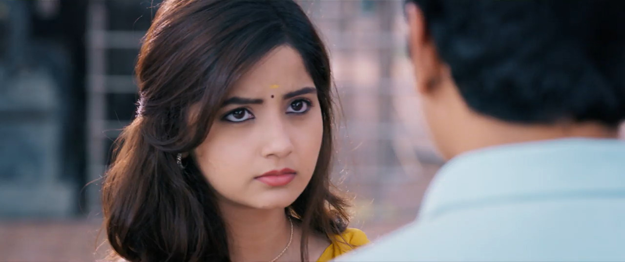 Varalaru Mukkiyam 2022 WebRip [Hindi + Tamil] 480p 720p ESub Screenshot
