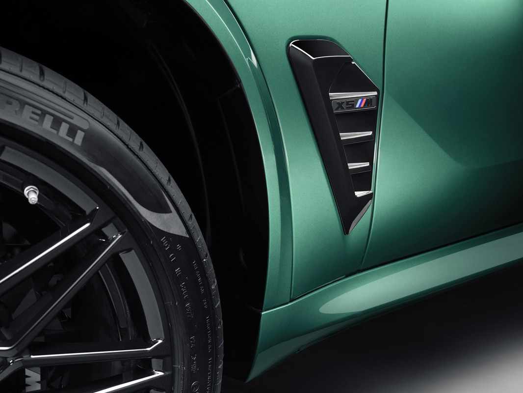 P90495536_highRes_the-new-bmw-x5-m-com