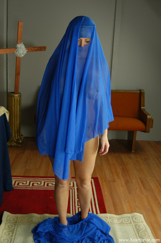 C:\Users\lenovo\Pictures\Saved Pictures\muslim woman\DSC_0503.jpg