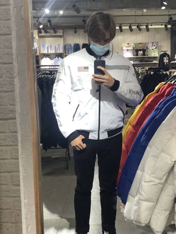 A0B22EDD-CCBE-4B5D-B78F-F32920C0284F