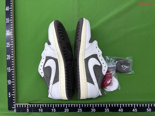 Travis Scott Jordans Best Quality