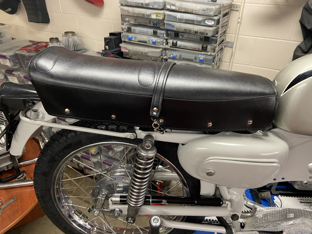 7472B79A-9857-44C7-B96C-852A4E028F55