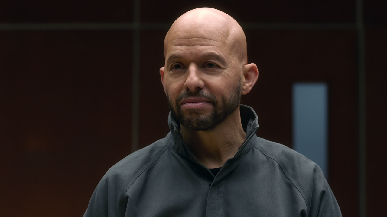 Supergirl.S06E02.A.Few.Good.Women.1080p.10bit.AMZN.WEB-DL.DDP5.1.HEVC-Vyndros.mkv_snapshot_18.30_[20