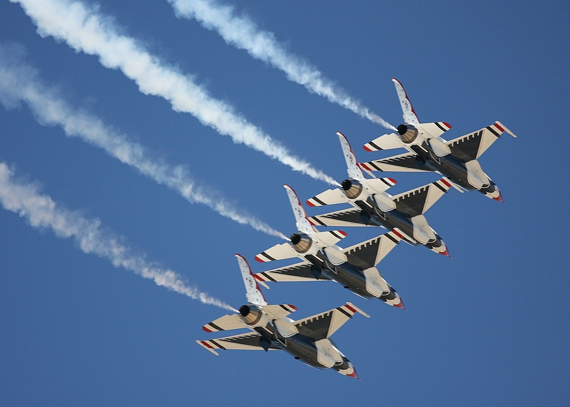 Blacknwhitejets.jpg