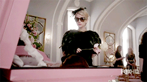 Ariana-Funeral-Scream-Queens.gif
