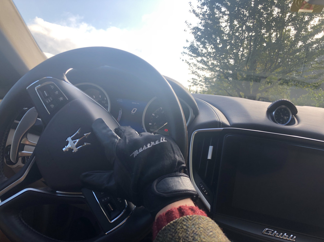 94824D17-5323-4A29-B4F2-435E21C9A18B