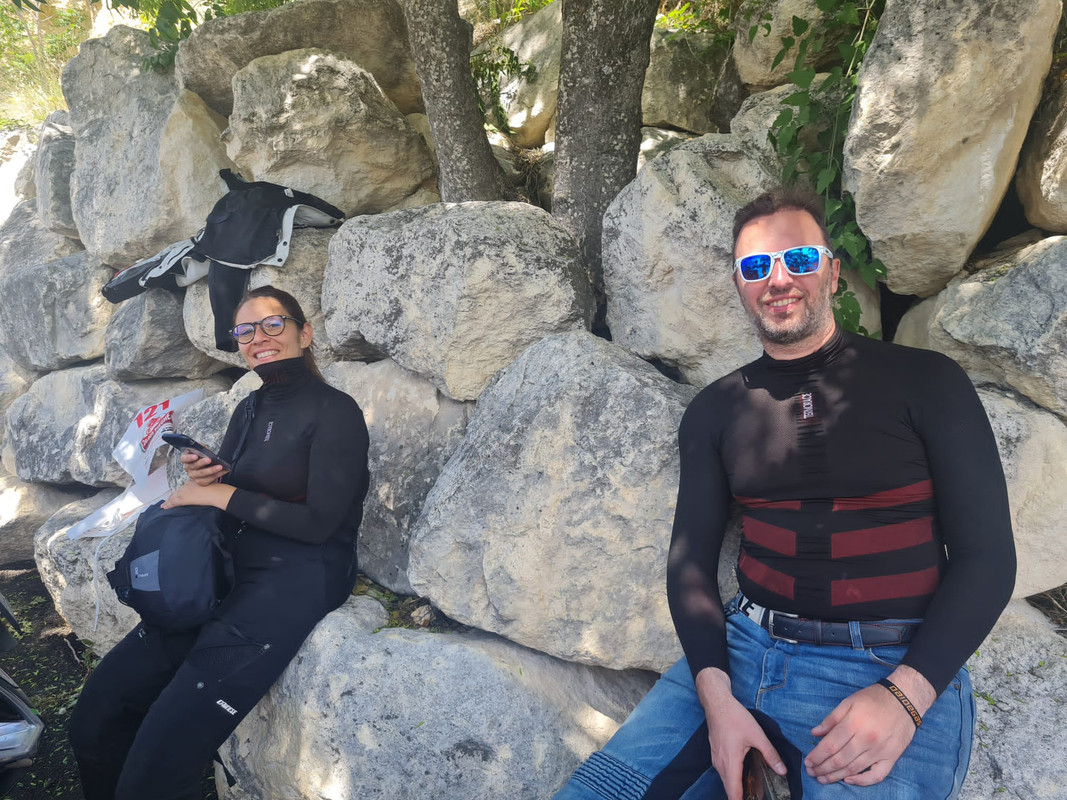 E7CF964F-FD32-4C6D-ACB3-6A1A2C854C20